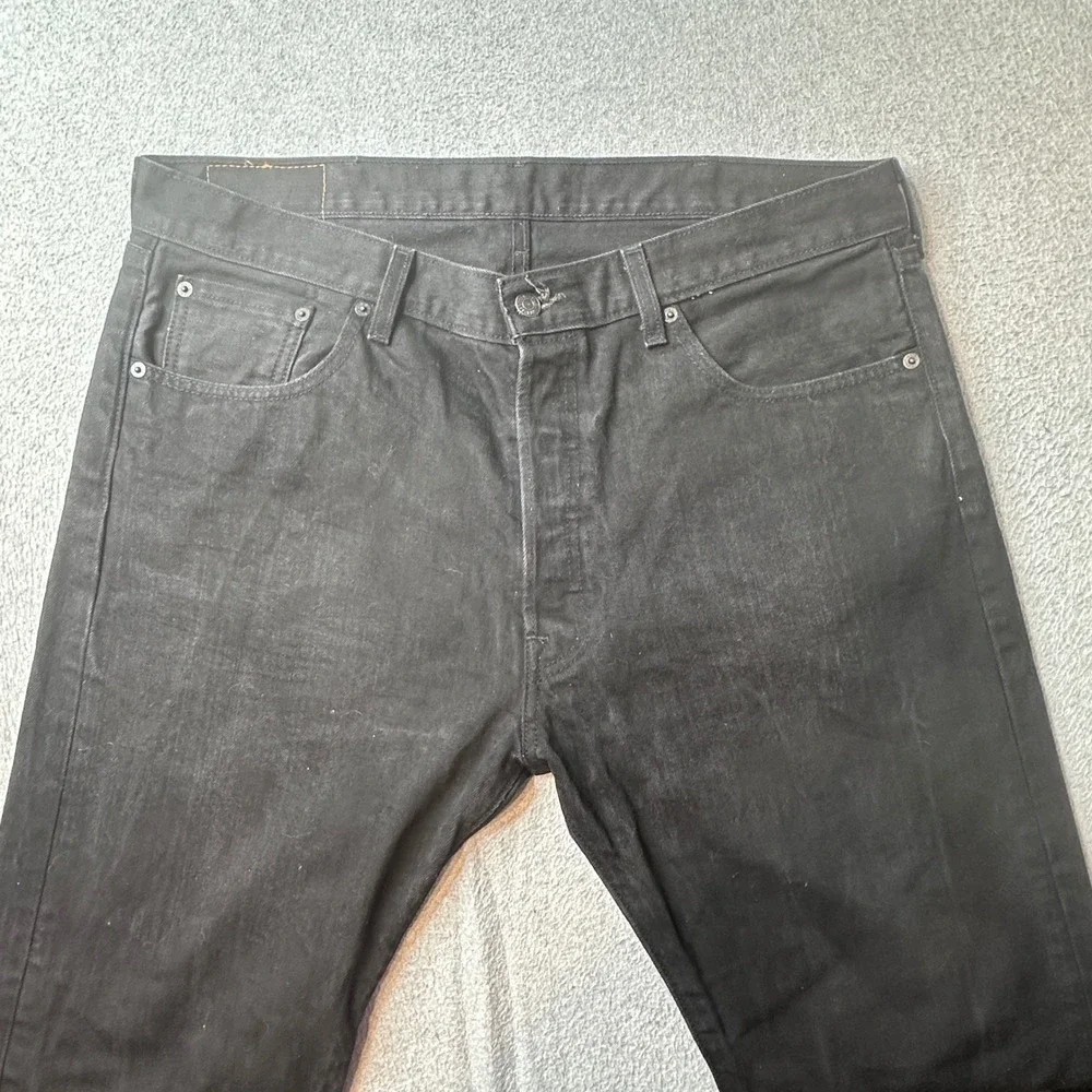 Levis 501 Jeans Mens 38x32 Black Original Fit Button Fly Straight Leg Denim